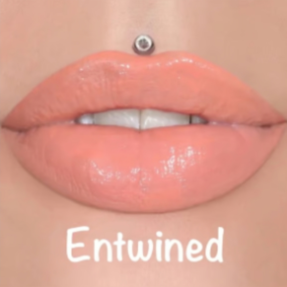 💜 Entwined- supreme lip gloss: Jeffree Star